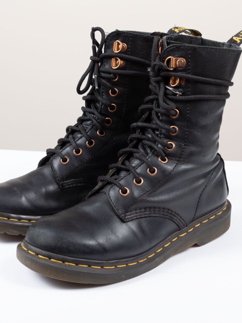 Dr. Martens 1490 HDW Black Leather Boots Rose Gold Hardware Zip US Women's 7